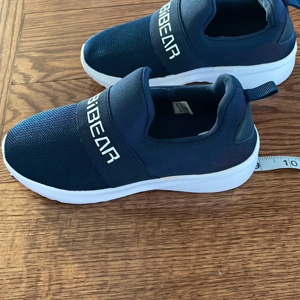 HOBIBEAR slip on boys girls walking running sneakers LIGHTWEIGHT blue white 13.5